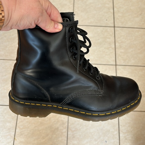 Black Dr Matrens boots - Picture 2 of 8